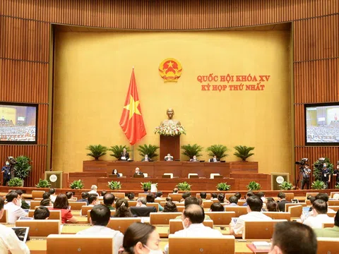 Quốc hội thông qua Nghị quyết về Kế hoạch tài chính quốc gia và vay, trả nợ công 5 năm giai đoạn 2021-2025